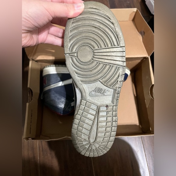 Nike - Picture 5 of 5